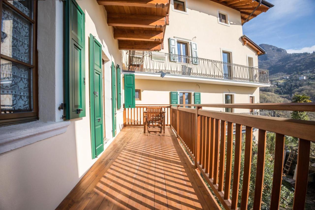 Residence Lena App 1 With Balcony Tenno Exteriér fotografie